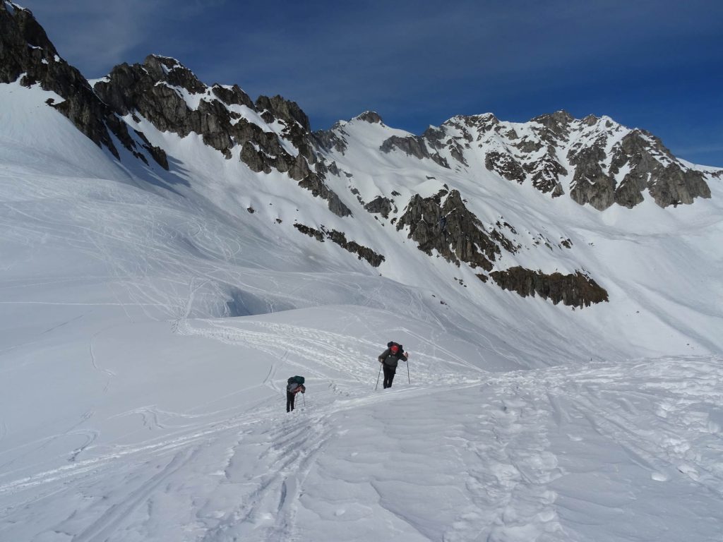 Trek en raquettes en Lauzière 1 Trek Lauziere Mars2022 8 blog