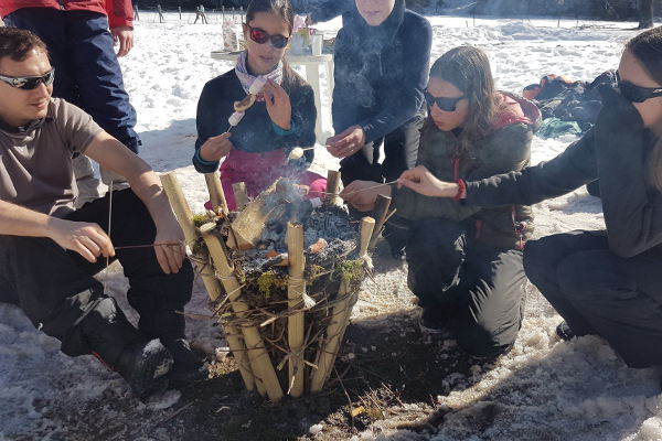 Randos et animations journée - loisirs jeunes 1 apprendre a faire du feu